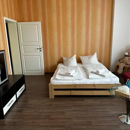 Schloss 3*