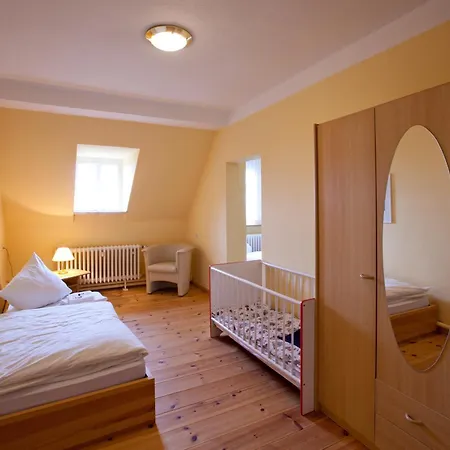 Schloss Hotel 3*