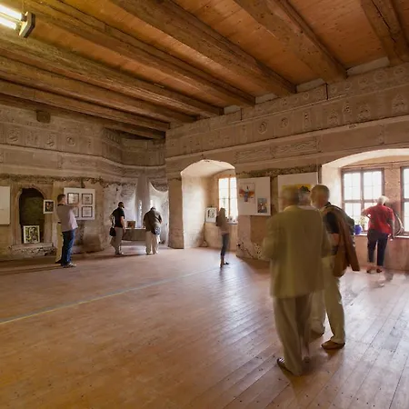 Schloss Hotel 3*